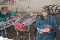 Twin-Baibies-canadian-couple-Surrogacy